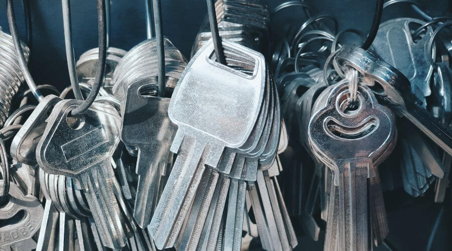 Expert new roof installation services in Urbandale, IA